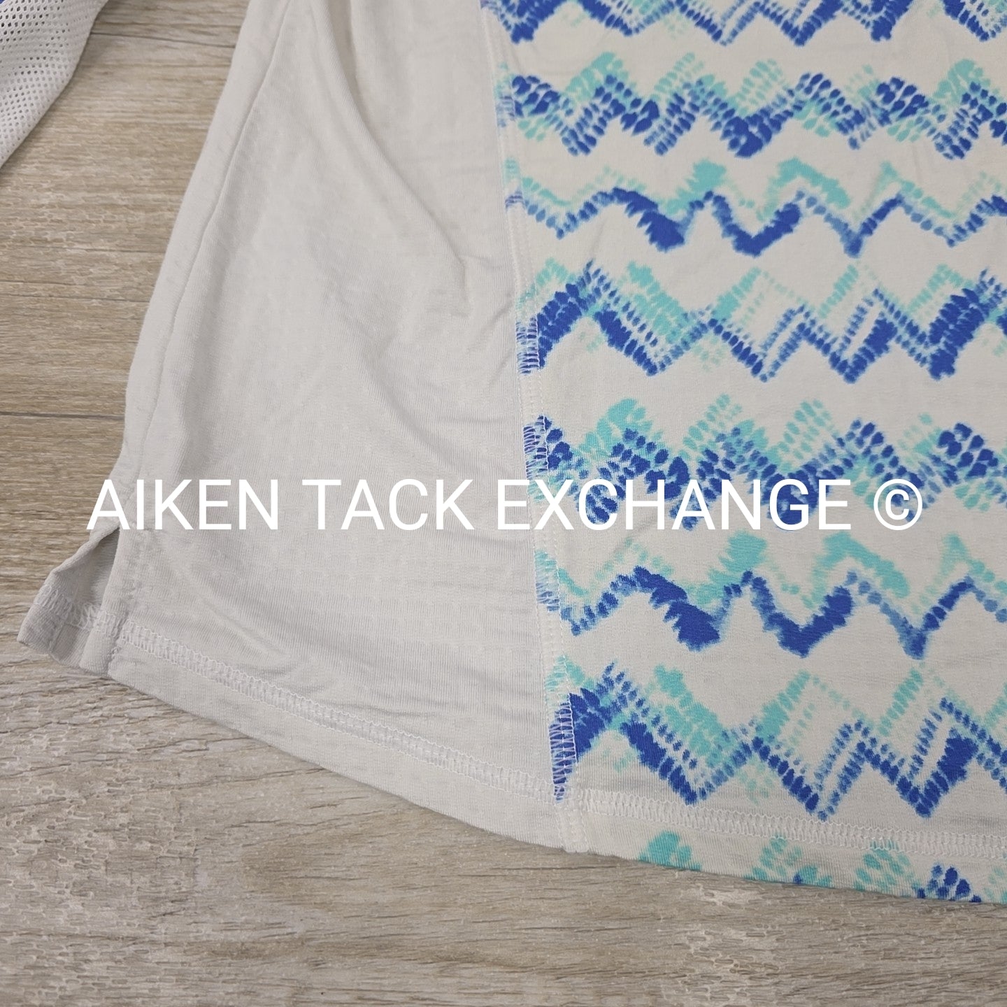 San Soleil Long Sleeve Sun Shirt, Size Medium