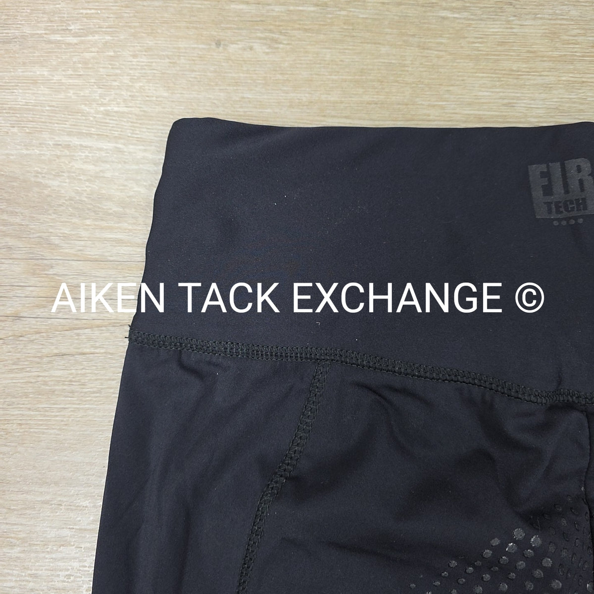 Catago FIR-Tech Silicone Grip Full Seat Tights, Size Medium