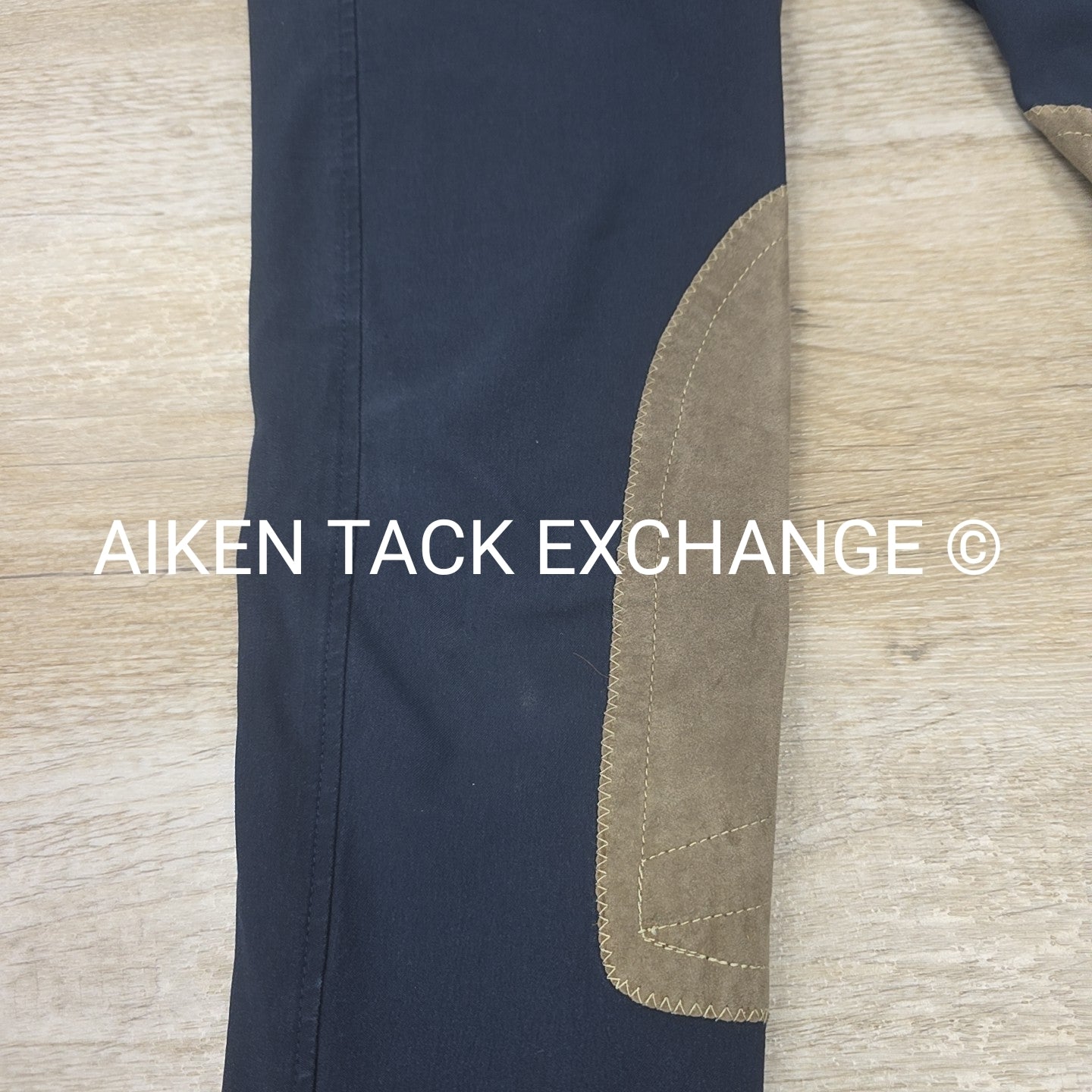 Tailored Sportsman Trophy Hunter Knee Patch Breeches, Size 14 L