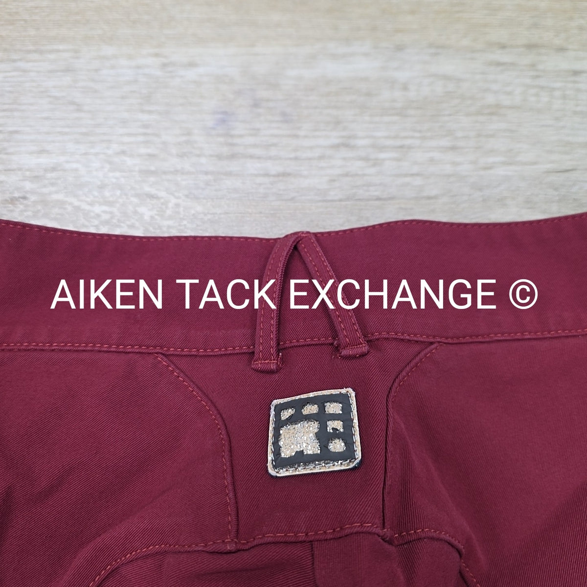 For Horses Silicone Knee Patch Breeches, Size US 28 / I 44