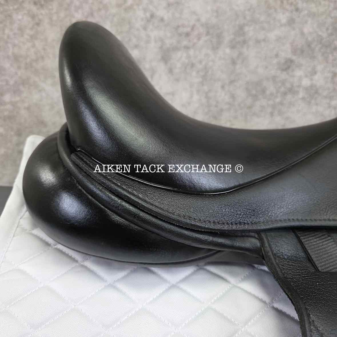2020 Custom Saddlery Icon Flight Monoflap Dressage Saddle, 17" Seat, Adjustable Tree, Wool Flocked Panels