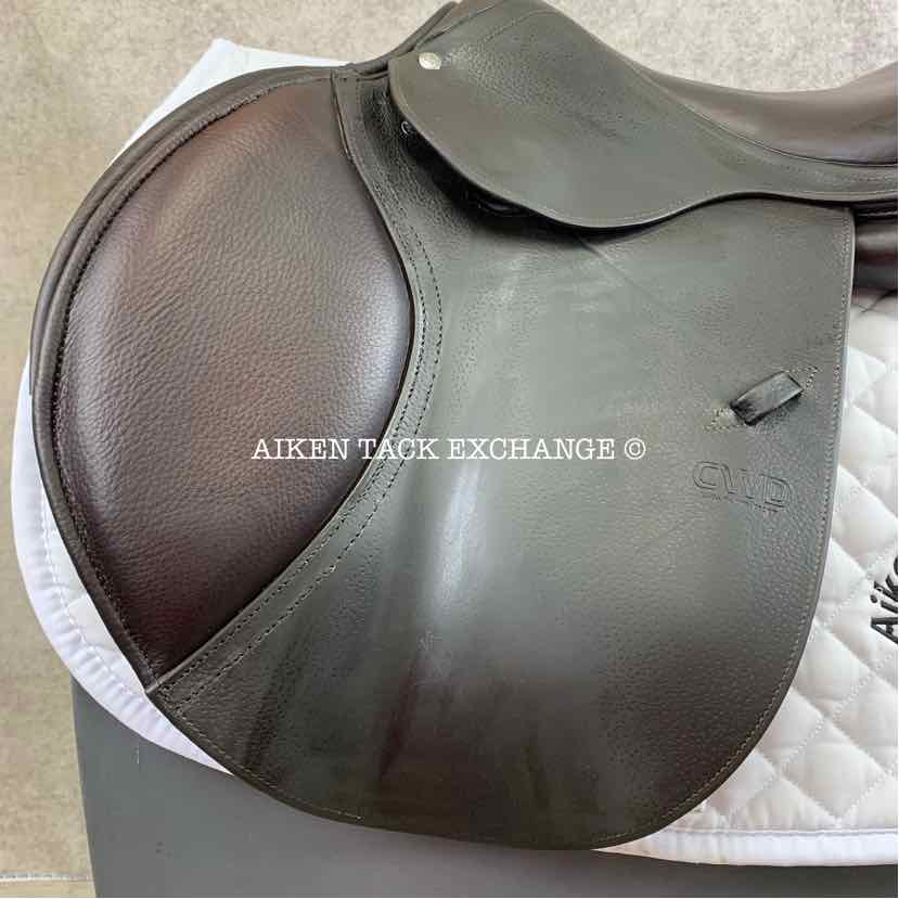 2014 CWD SE06 Close Contact Jump Saddle, 17" Seat, 3C Flap, Medium Tree, Foam Panels