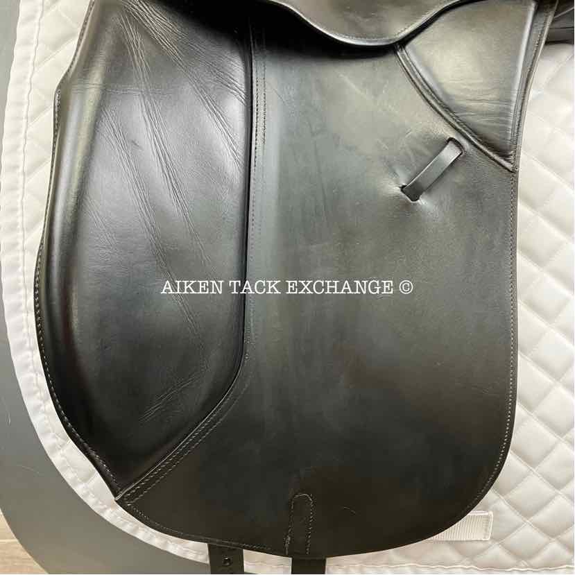 1994 Kieffer Wein DL Dressage Saddle, 17" Seat, Medium Wide Tree, Wool Flocked Panels