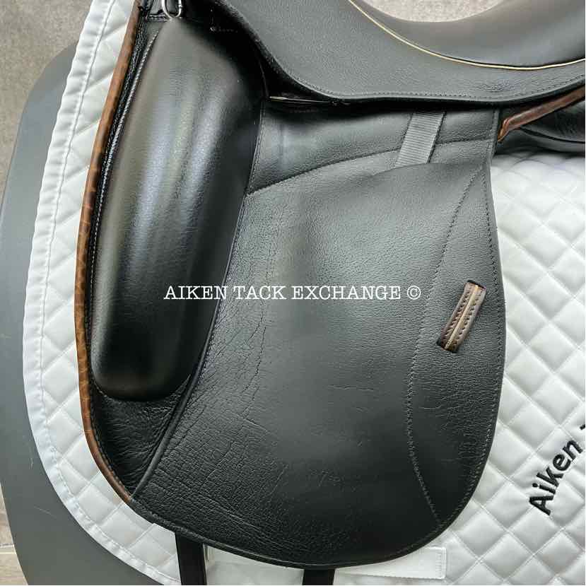 2018 Custom Saddlery Icon Star Monoflap Dressage Saddle, 17" Seat, Short Flap, Adjustable Tree, Wool Flocked Panels