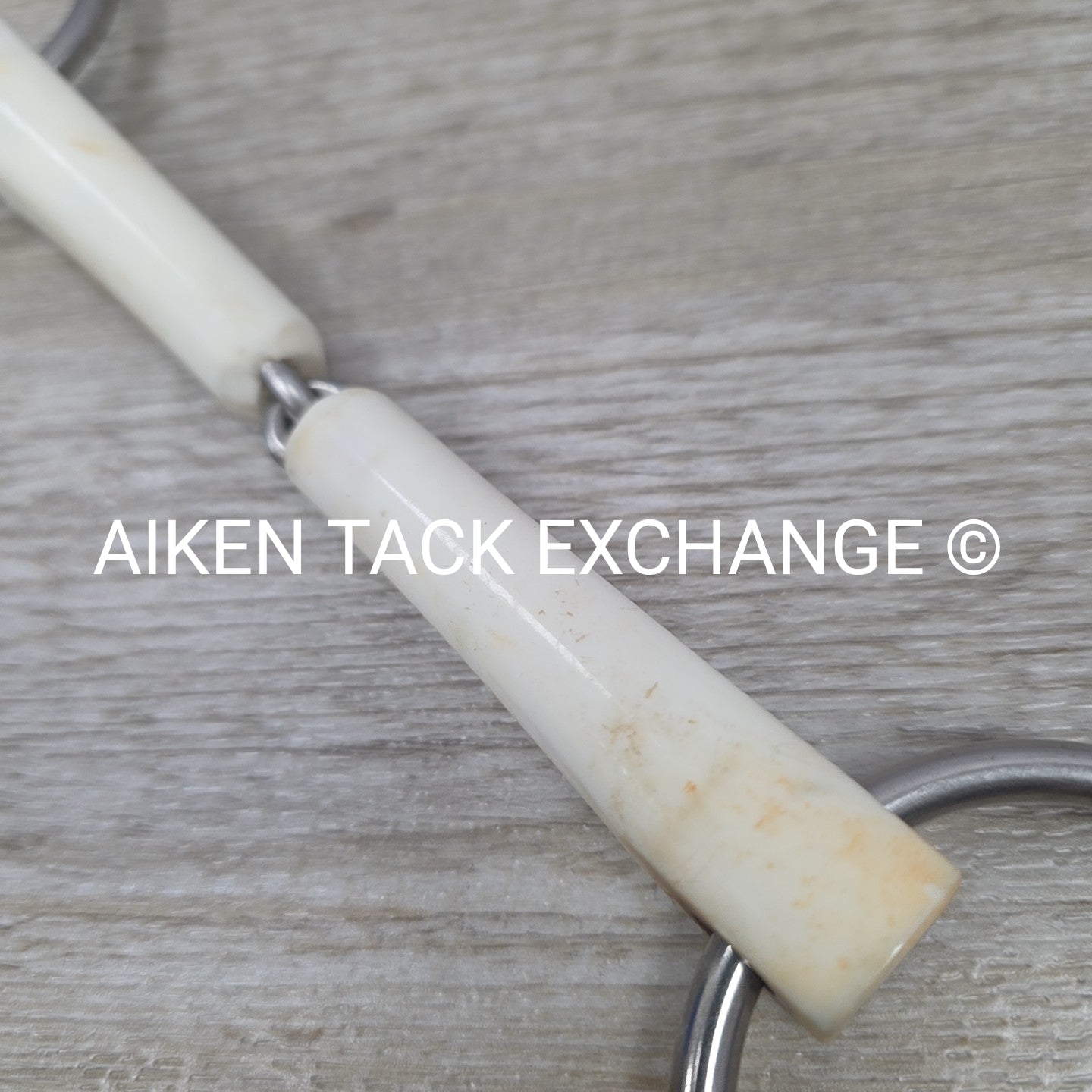 Winderen Single Joint White Comfort Loose Ring Bit 5.75"