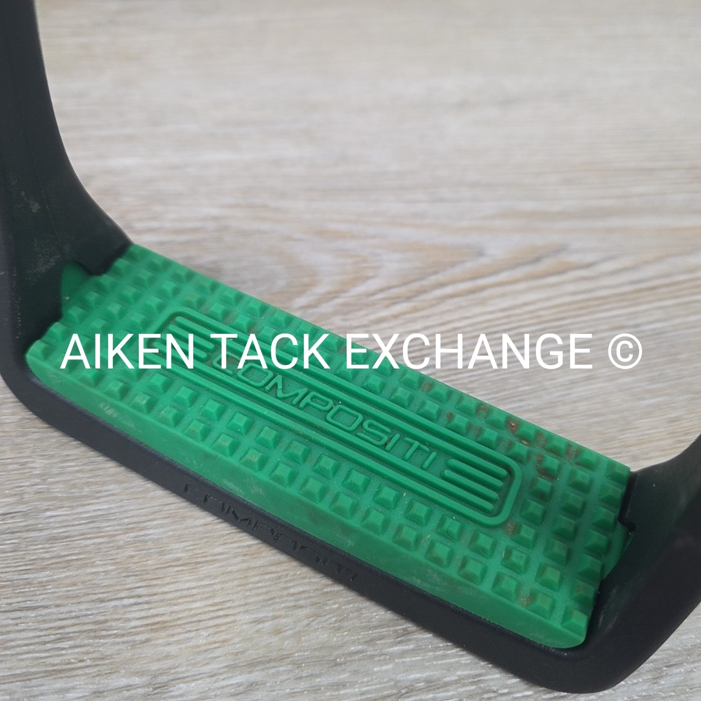 Compositi Premium Profile Stirrups, 4.75"