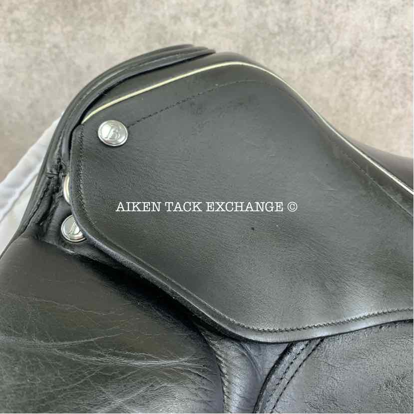 Borne DS Flexion Dressage Saddle, 17.5" Seat, Medium Tree, Wool Flocked Panels