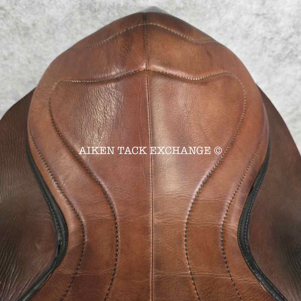 Freeform Lightweight Treeless Endurance Saddle, 17" Seat