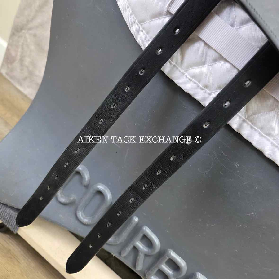 2014 Bruno Delgrange Syracuse Dressage Saddle, 17" Seat, 3S Flap, Medium Wide Tree, Foam Panels
