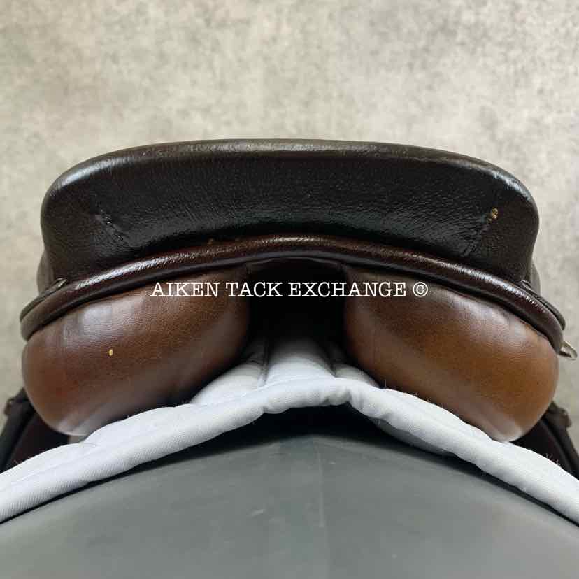 Majestic Supreme Close Contact Saddle, 17" Seat, Medium/Medium Narrow Tree, Foam Panels