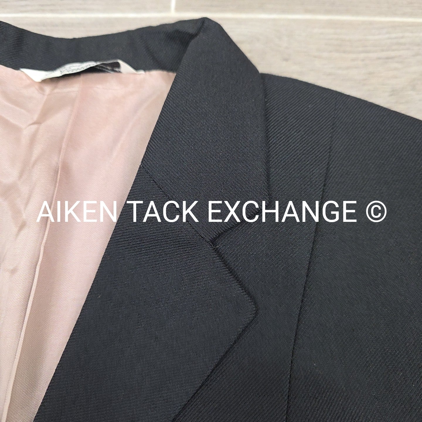 The Elite Show Coat, Size 14 T
