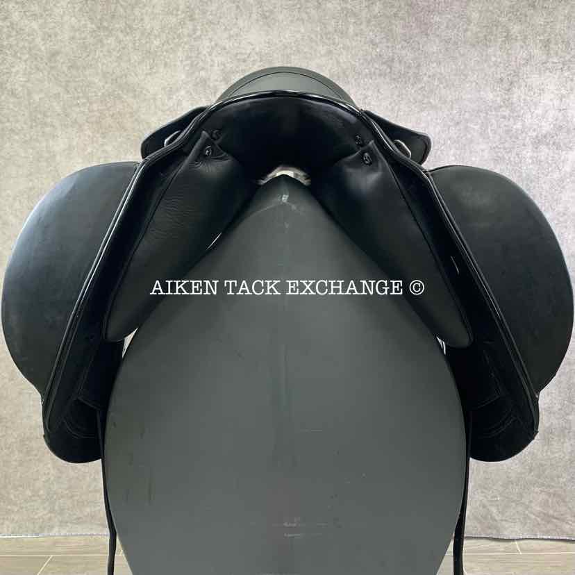 2022 JC Performance Line P2 Monoflap Dressage Saddle, 18" Seat, Wide Tree, Wool Flocked Pony Panels