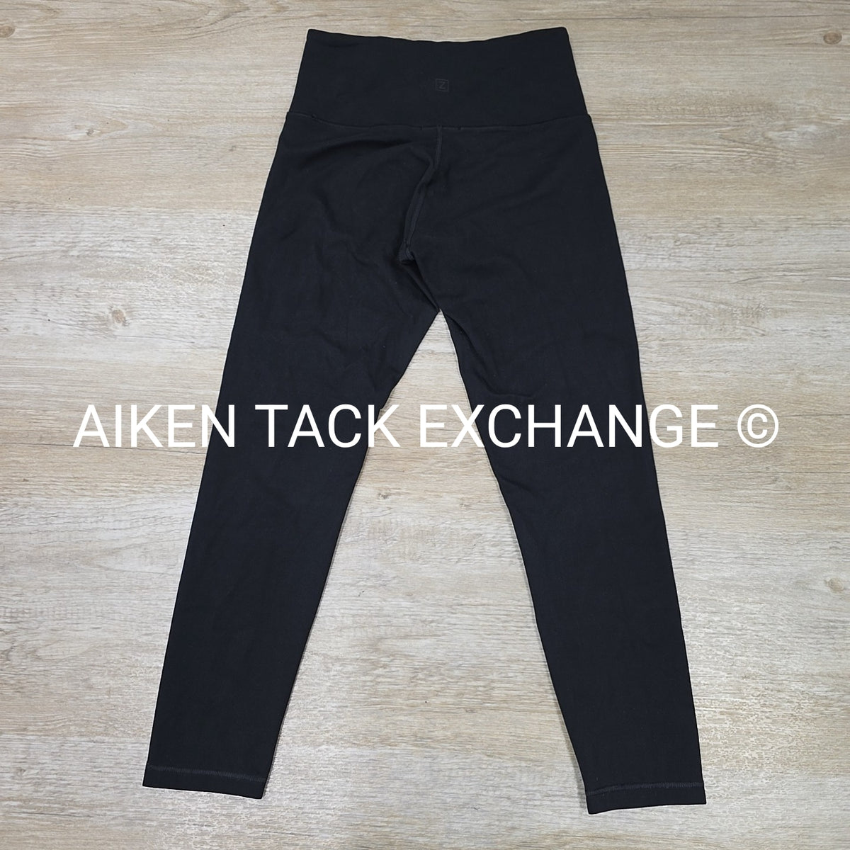 Zobha Leggings, Size Medium