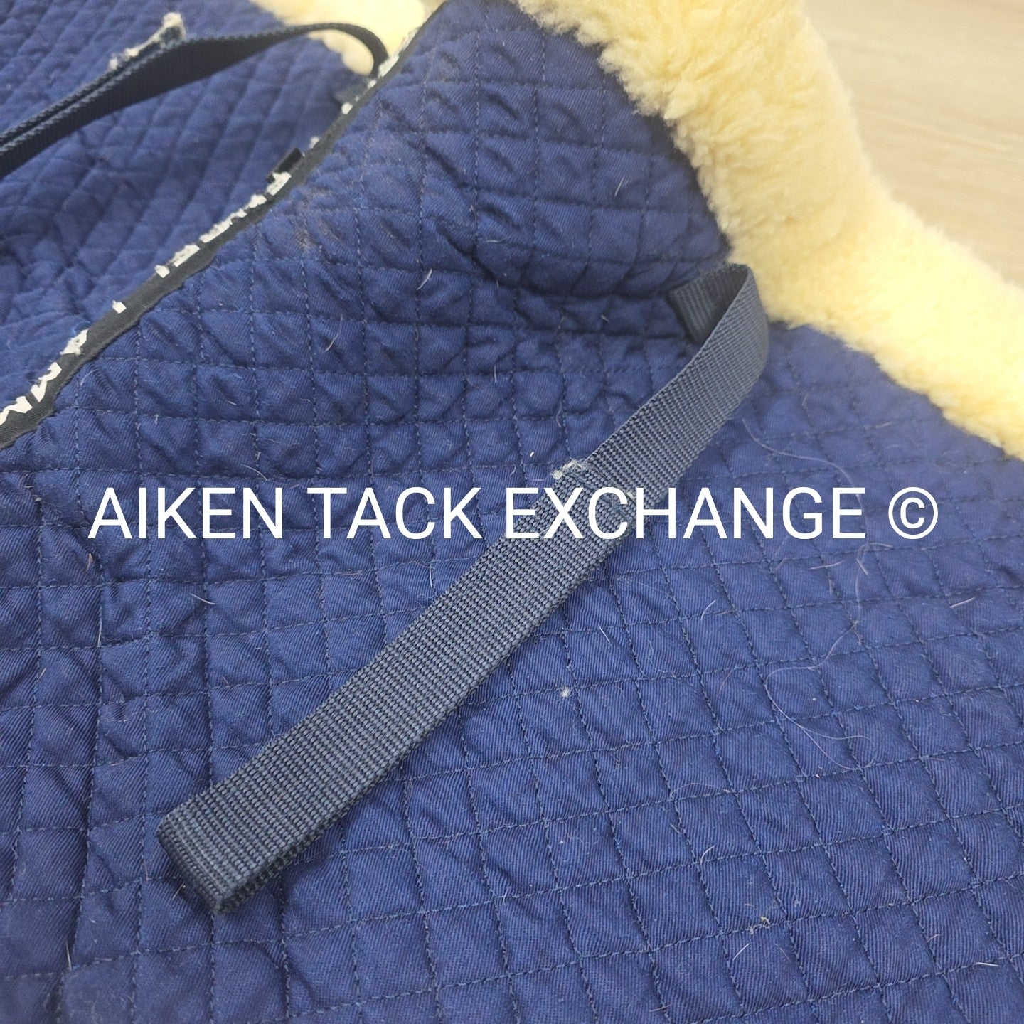 Engel Lammfell Contour Dressage Saddle Pad with Full Rolled Edges