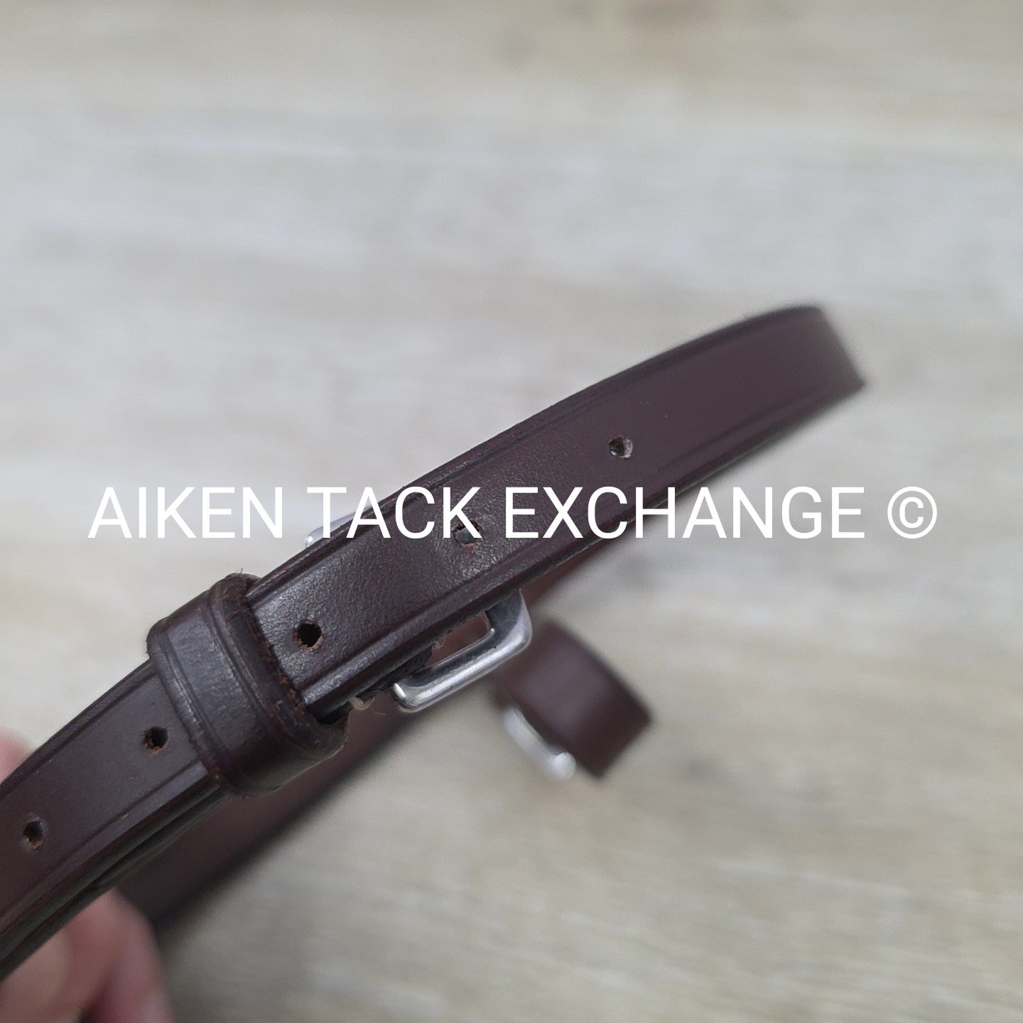 Buckle Flash Attachment, Brown, Full