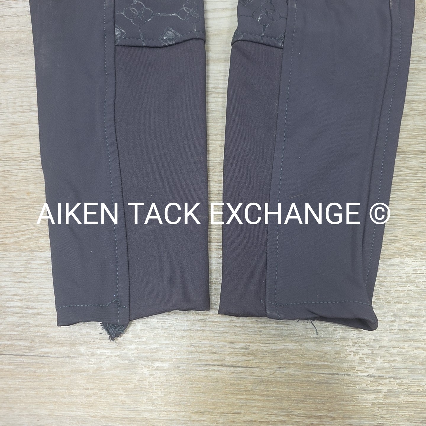 BARGAIN BUNDLE: Romfh Isabella & Dublin Full Seat, Piper Knee Patch Breeches,26L