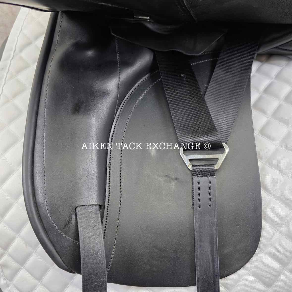 2021 Custom Saddlery Signature Wolfgang Solo Dressage Saddle, 17" Seat, Adjustable Tree, Wool Flocked Panels