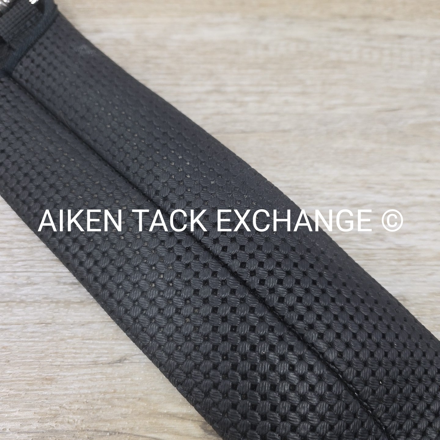 Wintec Short Girth, Black, 26"