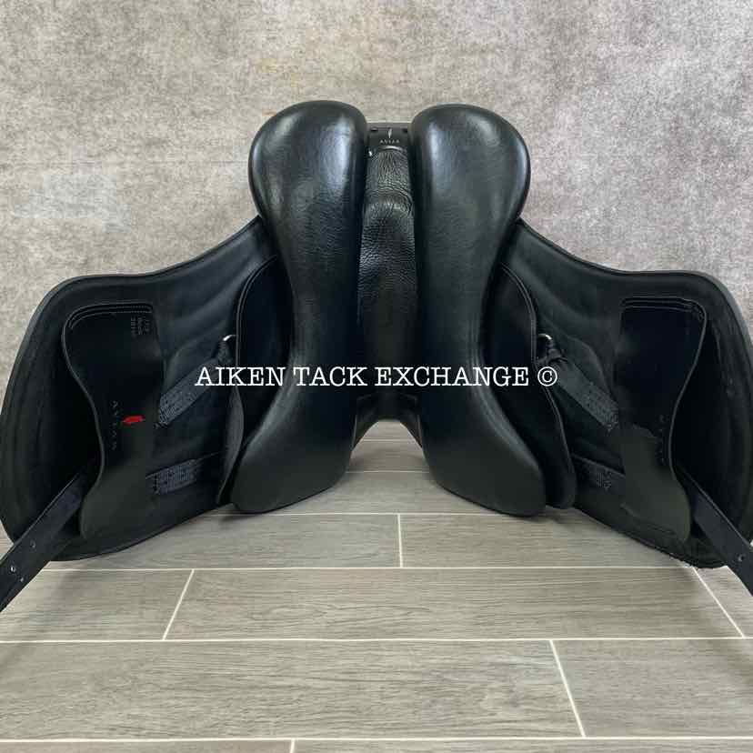 2021 Aviar Rook 1.0 Monoflap Dressage Saddle, 17.5" Seat, Adjustable Flex Tree, Foam Panels