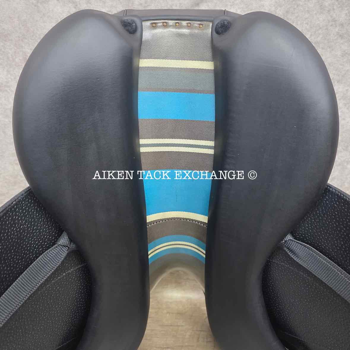 2018 Voltaire Adelaide Monoflap Dressage Saddle, 17" Seat, 1A Flap - Short, Medium Wide Tree, PRO Panels, Full Buffalo Leather