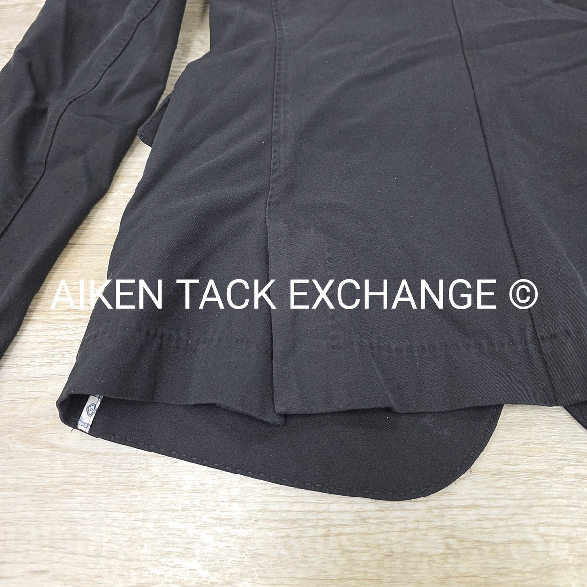 Animo Show Coat, Size US 8 / I 44