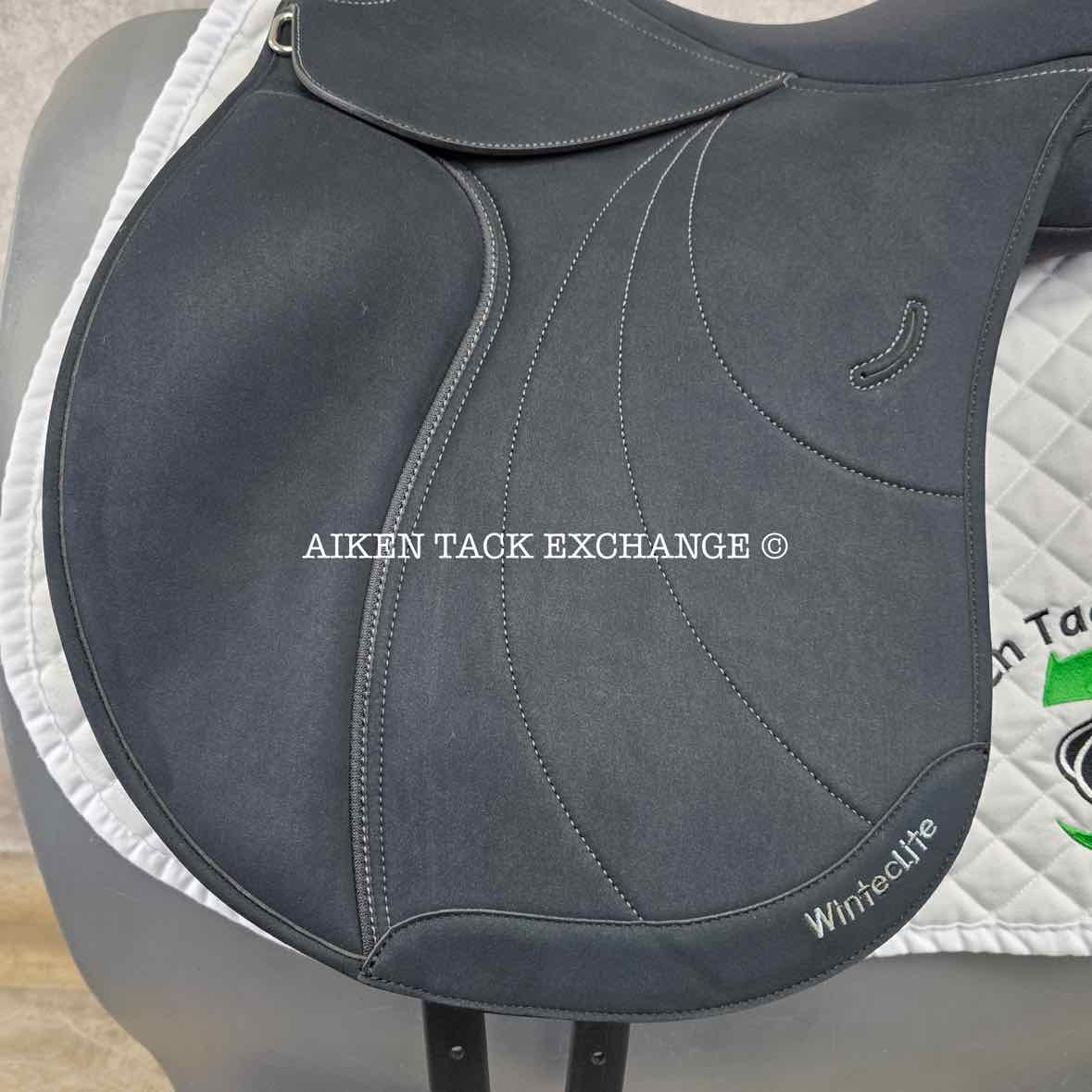 2022 Wintec Lite Wide All Purpose D'Lux Saddle with HART, 17.5" Seat, Adjustable Tree - Changeable Gullet, CAIR Panels