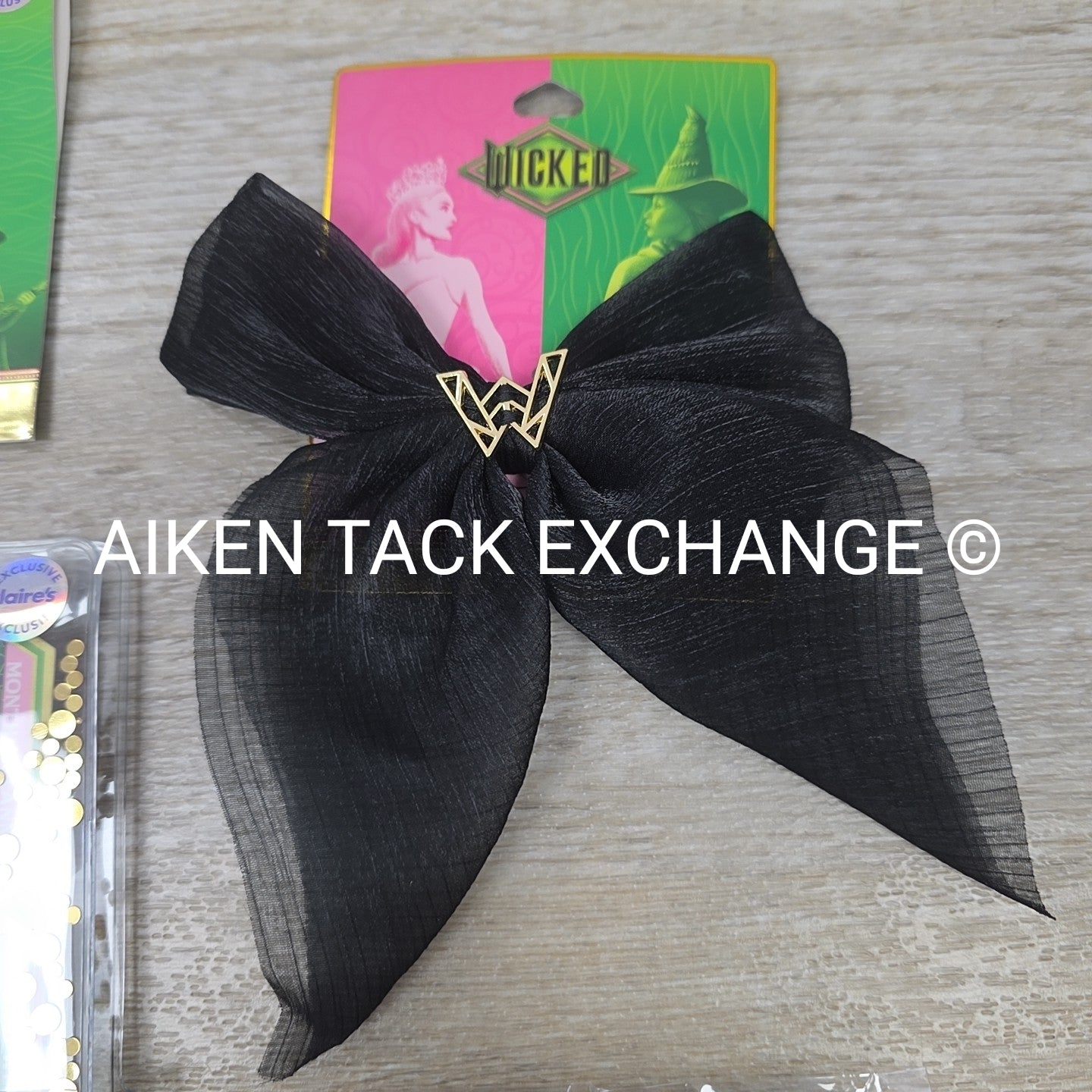 Claire's Wicked Bundle: Shaker Planner, Pin Badges, Hair Clip, Earring Set