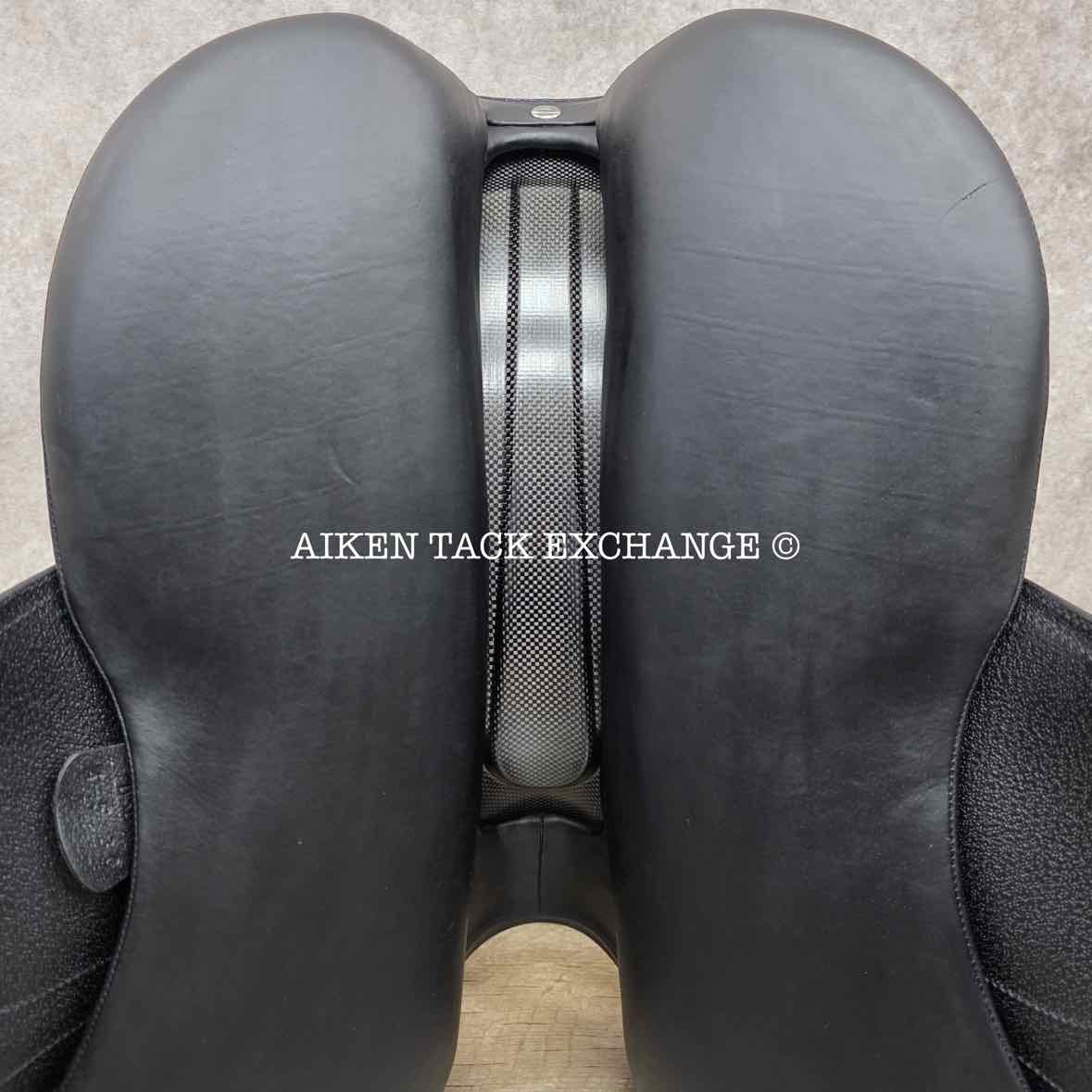 2019 Devoucoux Makila Harmonie Monoflap Dressage Saddle, 18.5" Seat - 004, 2A Flap, Dynamick Tree - Medium, D3D Panels, Full Buffalo Leather