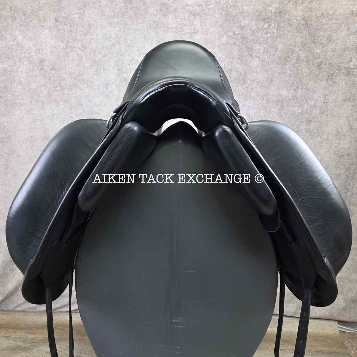 2020 Aviar Raavun 1.0 Monoflap Dressage Saddle, 18.5" Seat, Adjustable Tree, Foam Panels