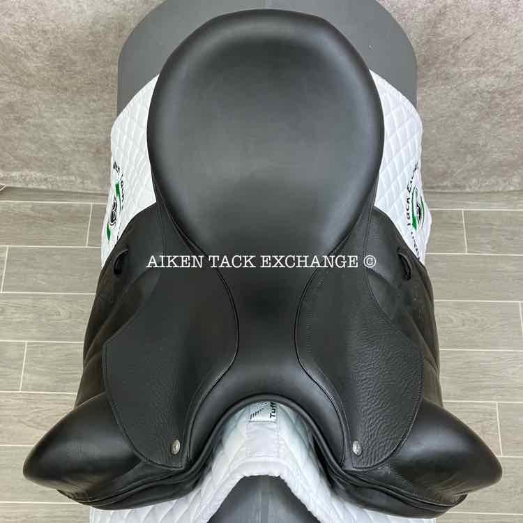 **SOLD** 2015 Voltaire Adelaide Monoflap Dressage Saddle, 17" Seat, 2A Flap, Medium Wide Tree, XFIN Panels, Full Buffalo Leather