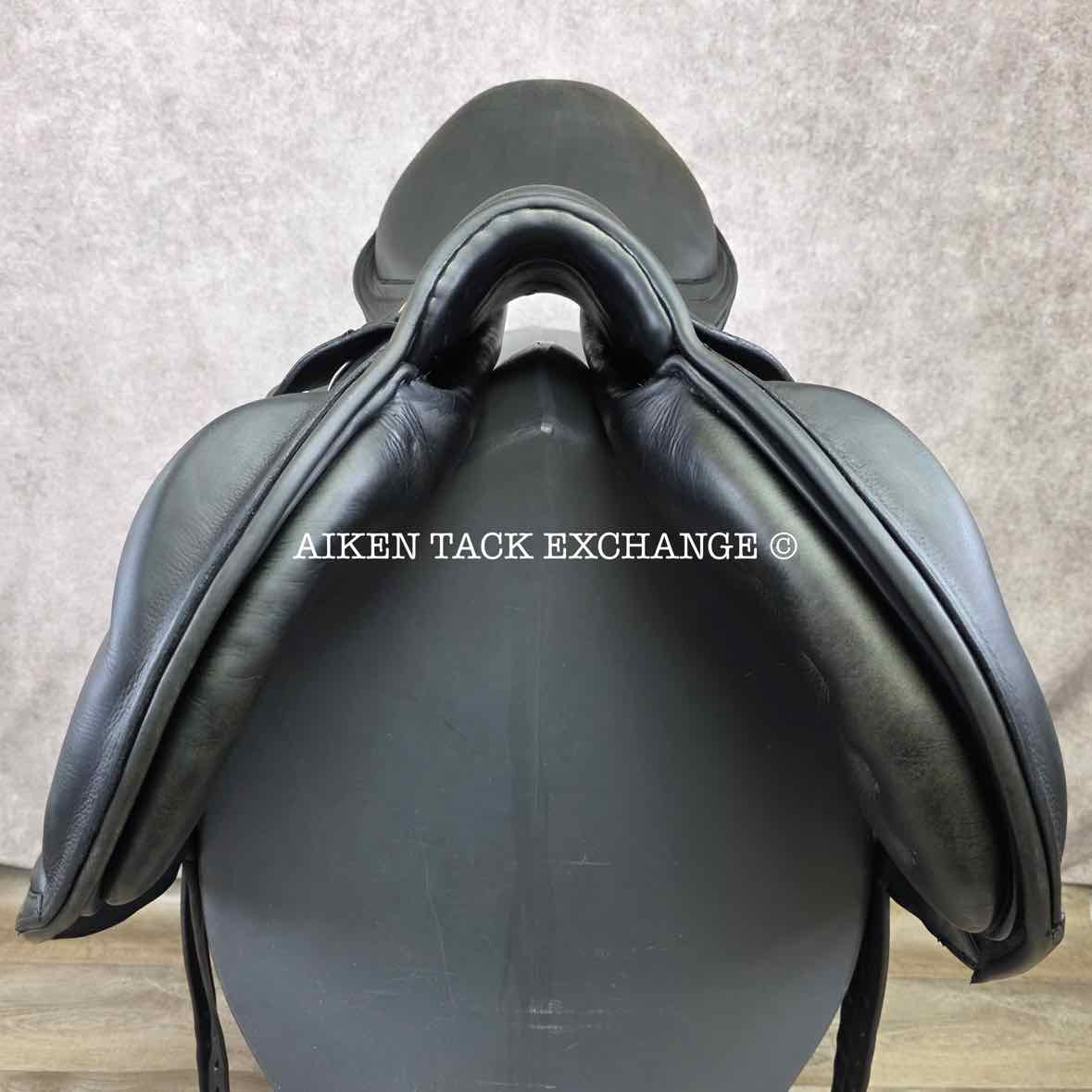 2017 Stubben Zaria Optimum Deluxe Monoflap Jump Saddle, 17.5" Seat, 28cm Tree - Medium Narrow, Wool Flocked Panels