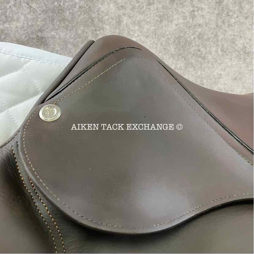2017 CWD SE10 Close Contact Jump Saddle, 15.5" Seat, 1K Flap, MW/W Tree, Foam Panels, Full Buffalo Leather