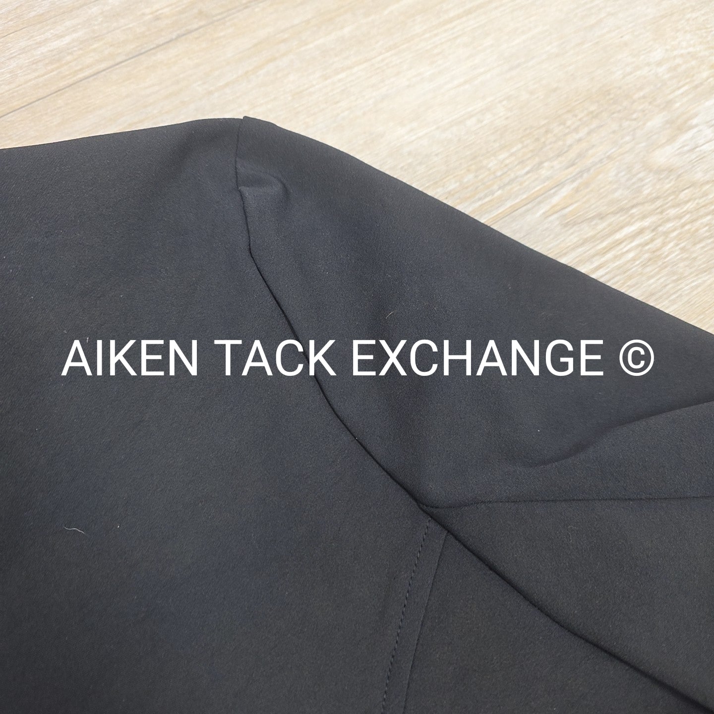 TuffRider Raleigh Show Coat, Size Medium
