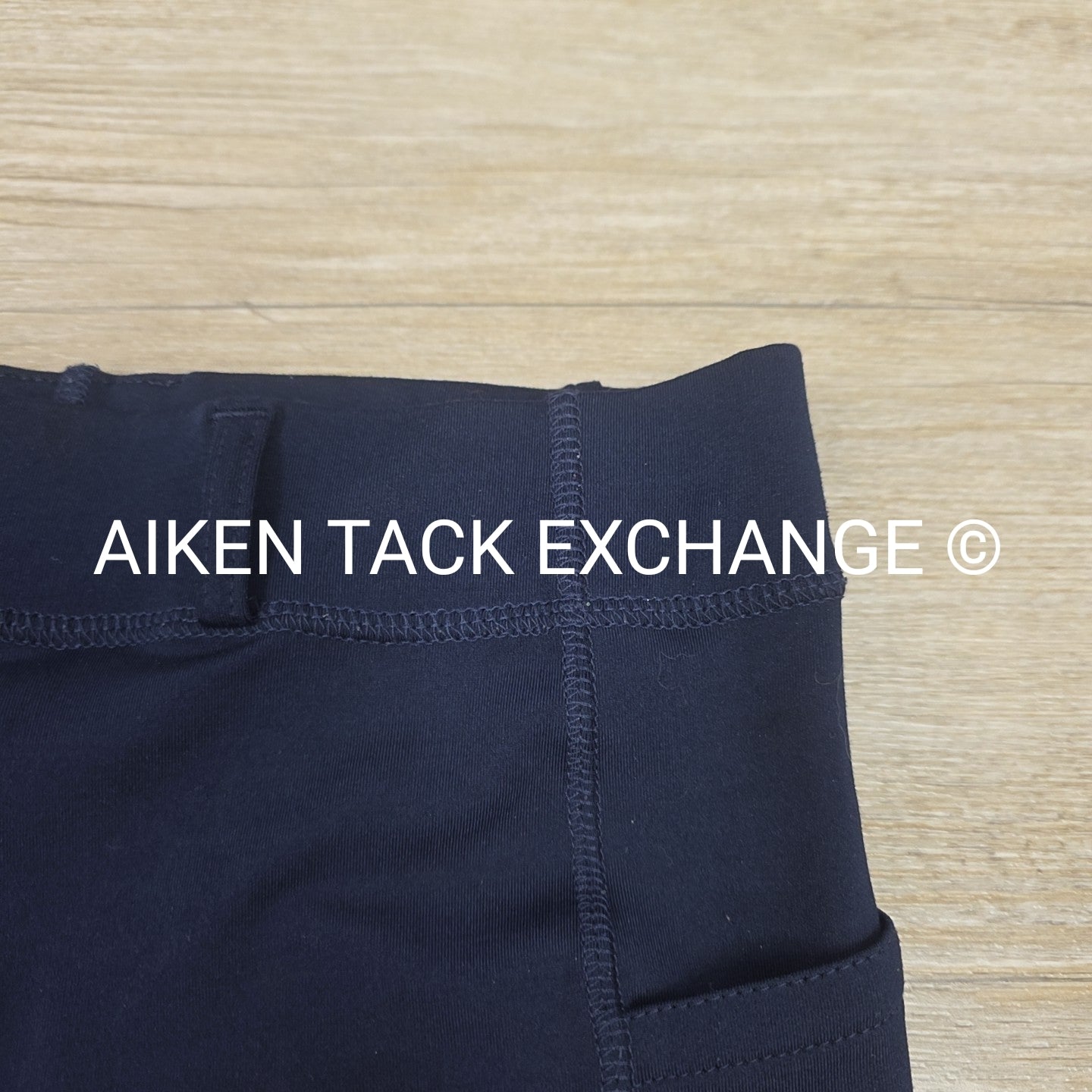 Ovation Aerowick Silicone Grip Full Seat Tights, Size Medium