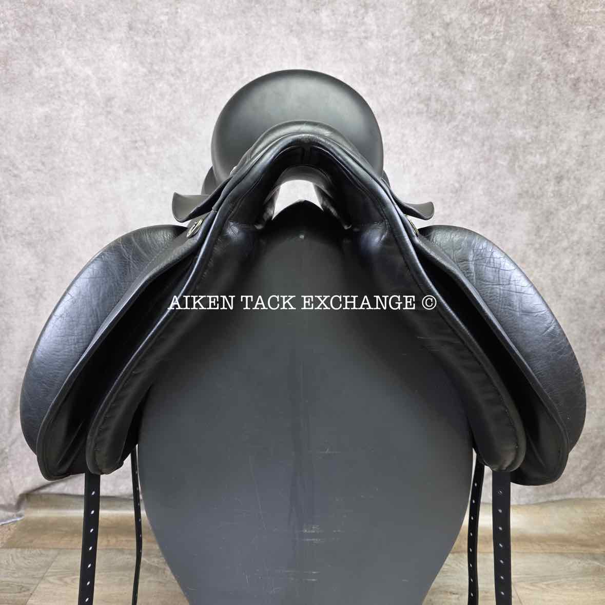 2009 Custom Saddlery Signature Wolfgang Solo Dressage Saddle, 17" Seat, Adjustable Tree, Wool Flocked Panels