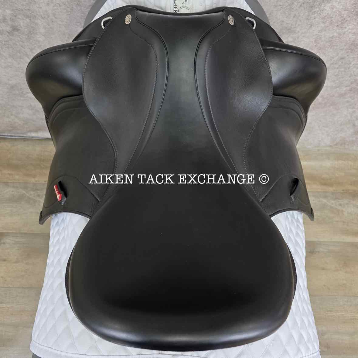 2016 Equipe Olympia Monoflap Dressage Saddle, 17.5" Seat, Medium Wide/Wide Tree, Foam Panels