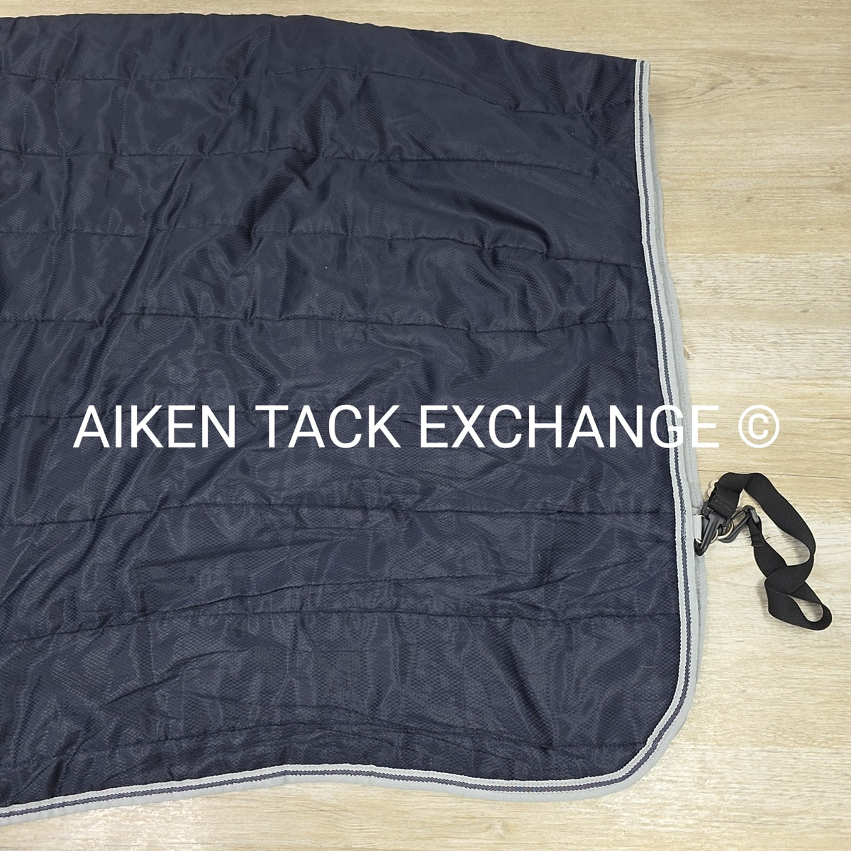 LeMieux Arika 100g fil Stable-Tek Rug, Size 81"