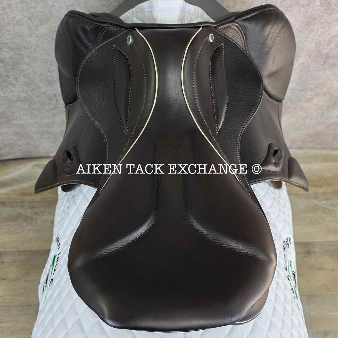 2020 Stubben Phoenix Elite Jump Saddle, 17.5" Seat with Biomex, 28cm Tree - Medium, Wool Flocked Panels