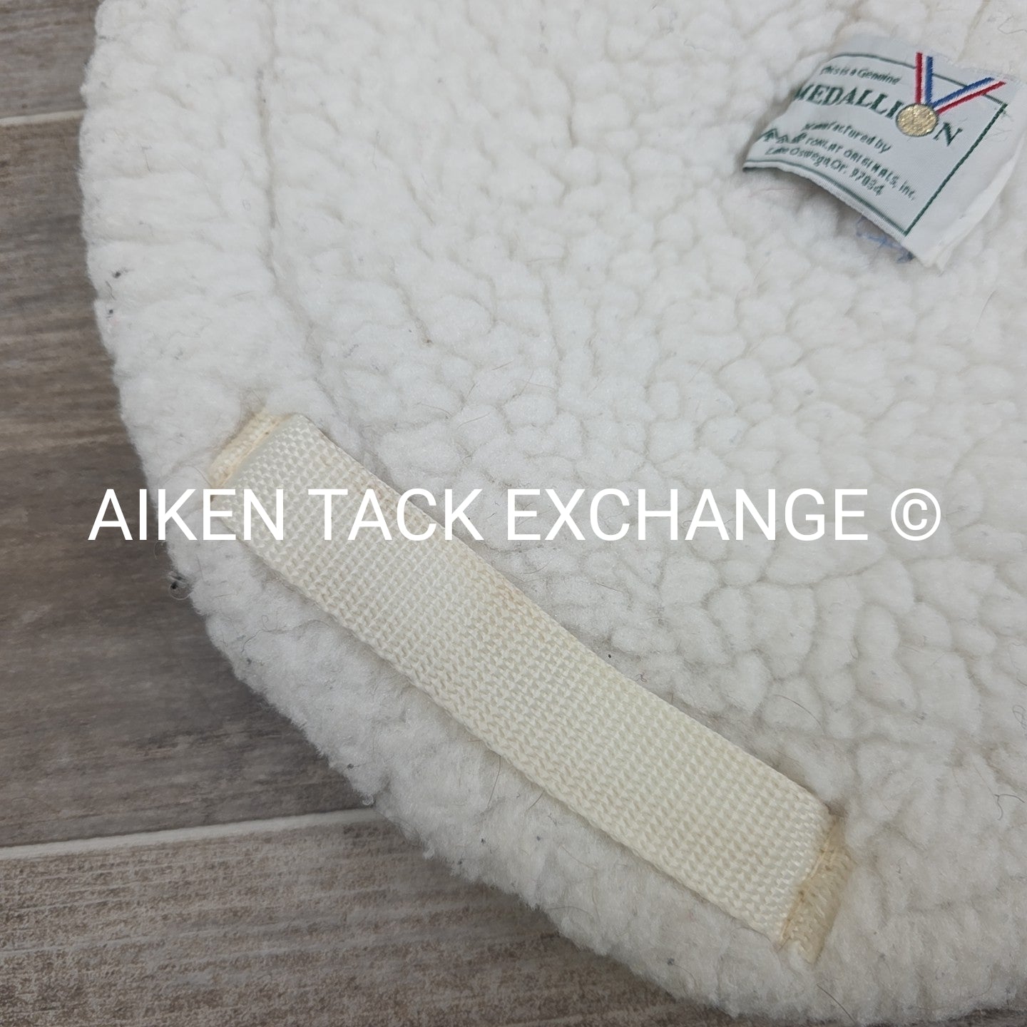 Toklat Medallion Contour Fleece Saddle Pad