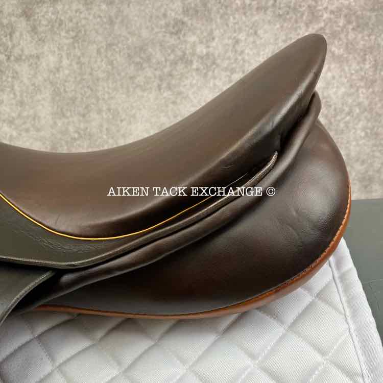 Stubben Siegfried DL All Purpose Saddle, 17.5" Seat, 29.5 cm Tree - M/MW, Wool Flocked Panels