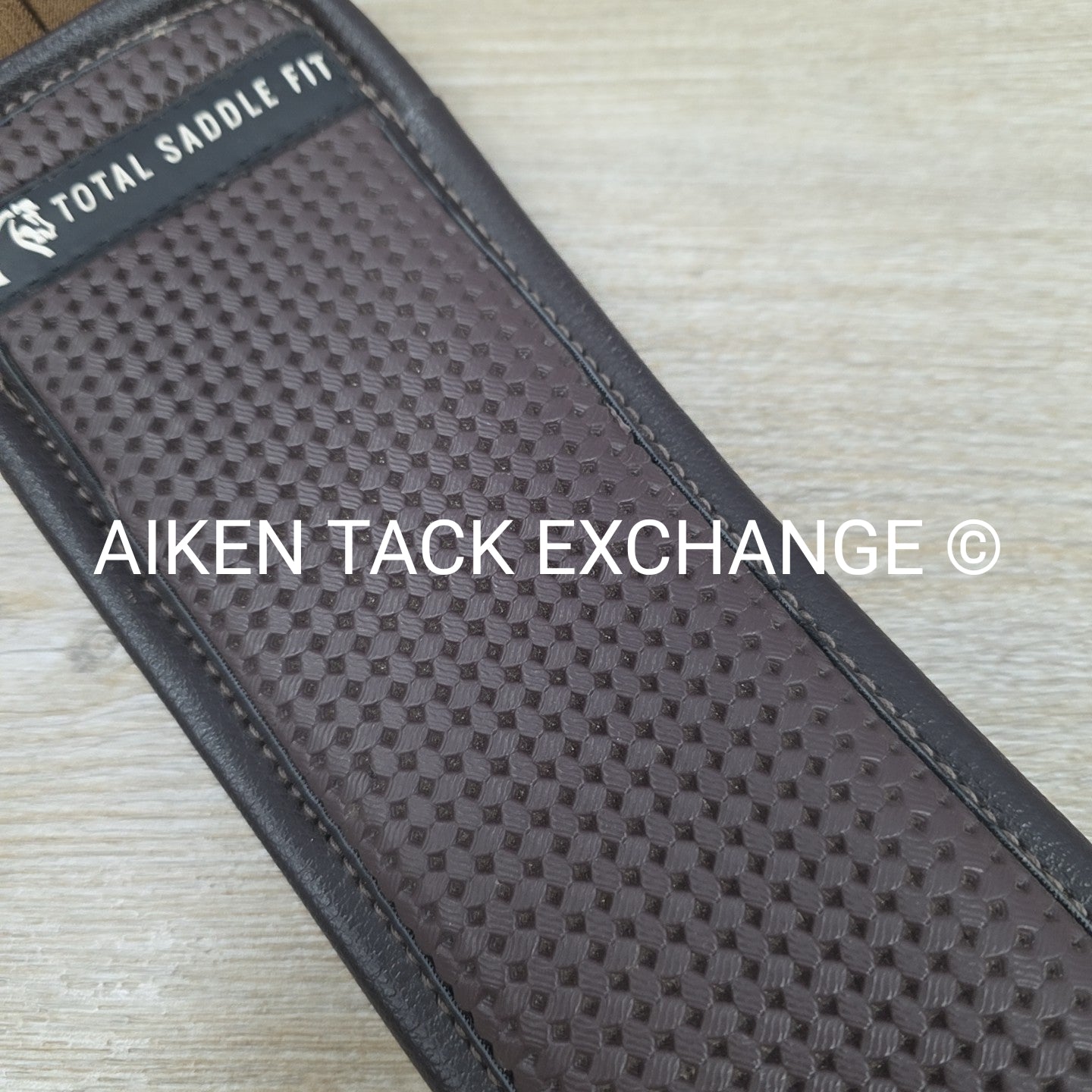 Total Saddle Fit Anatomic Shoulder Relief Girth, Brown, 50"