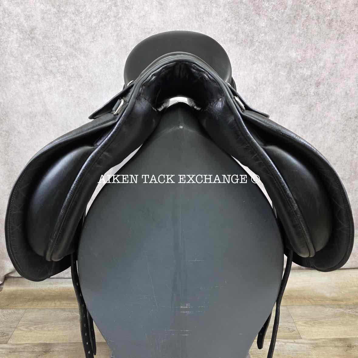 Klimke Miller's KMD Dressage Saddle, 17.5" Seat, M/MW Tree, Wool Flocked Panels