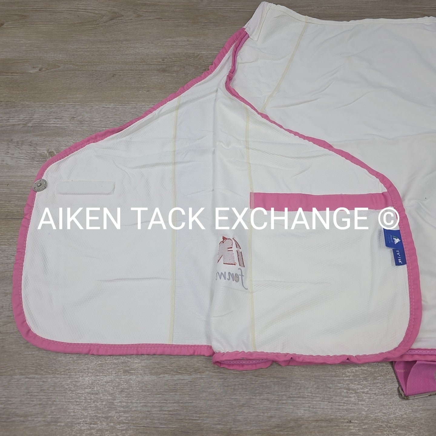 Fenwick Equestrian Pop Star Dress Sheet Sporty Cooler, 68"