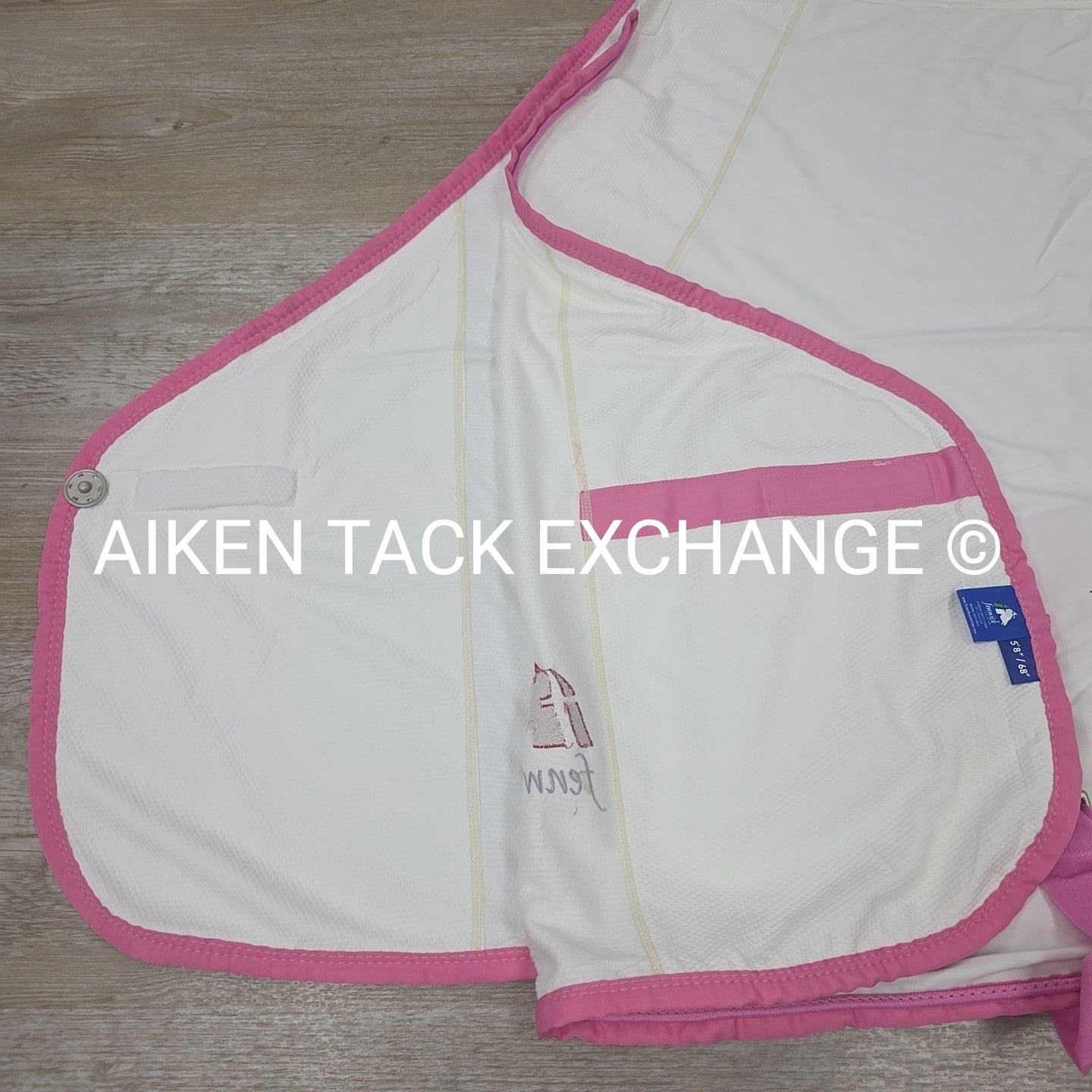 Fenwick Equestrian Pop Star Dress Sheet Sporty Cooler, 68"