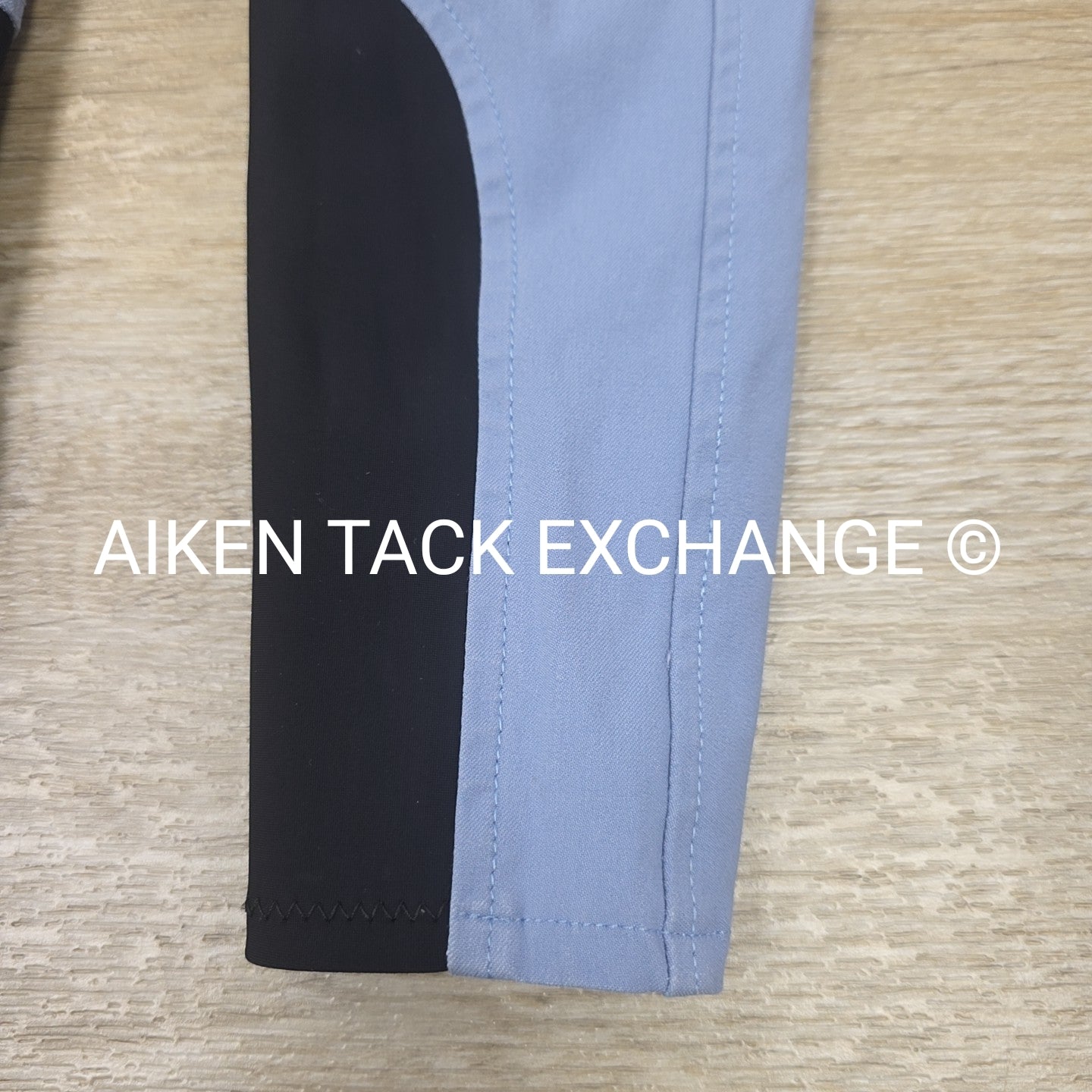 Tailored Sportsman Trophy Hunter Knee Patch Breeches, Size 10 L