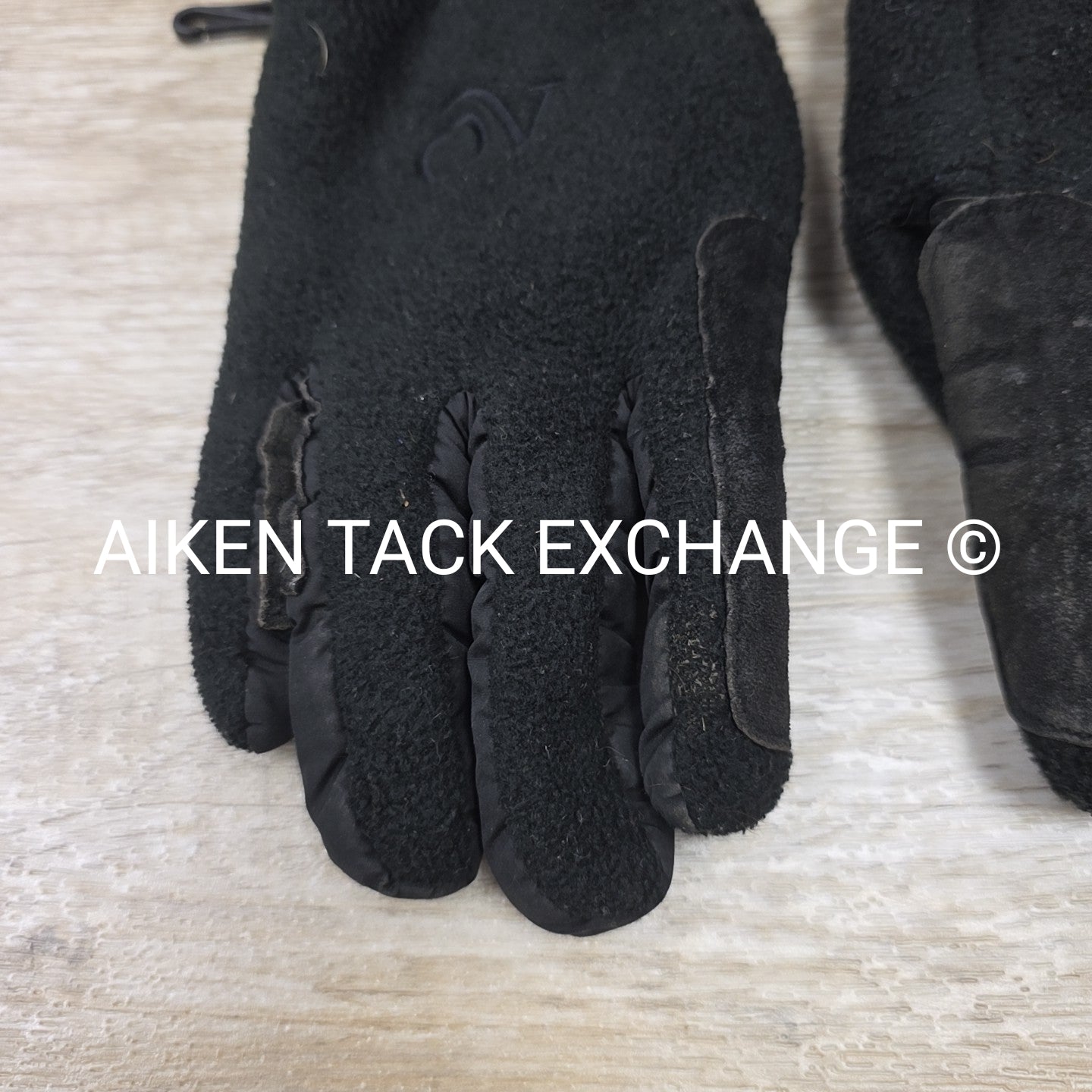 BARGAIN BUNDLE: Ovation Winter Gloves, Size Medium & EQ Winter Helmet Liner