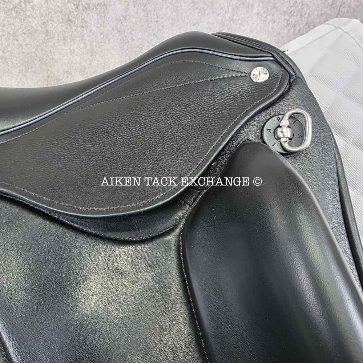2022 Aviar Rook 2.0 Monoflap Dressage Saddle, 18" Seat, Adjustable Tree, Foam Panels