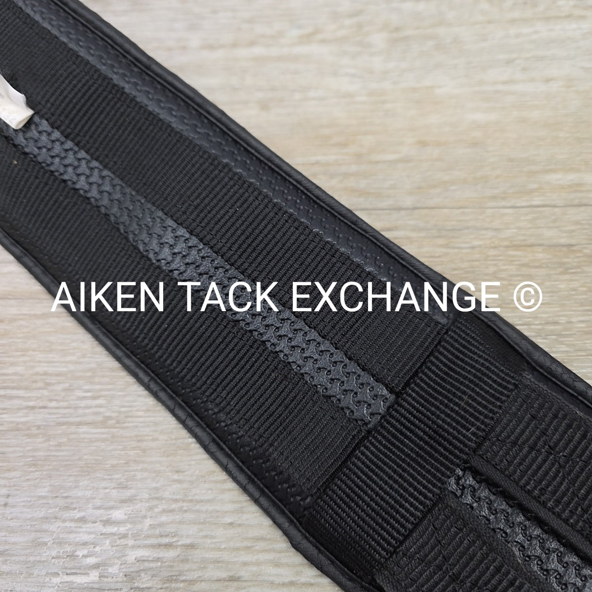 Ovation Synthetic Girth, Black, 26"