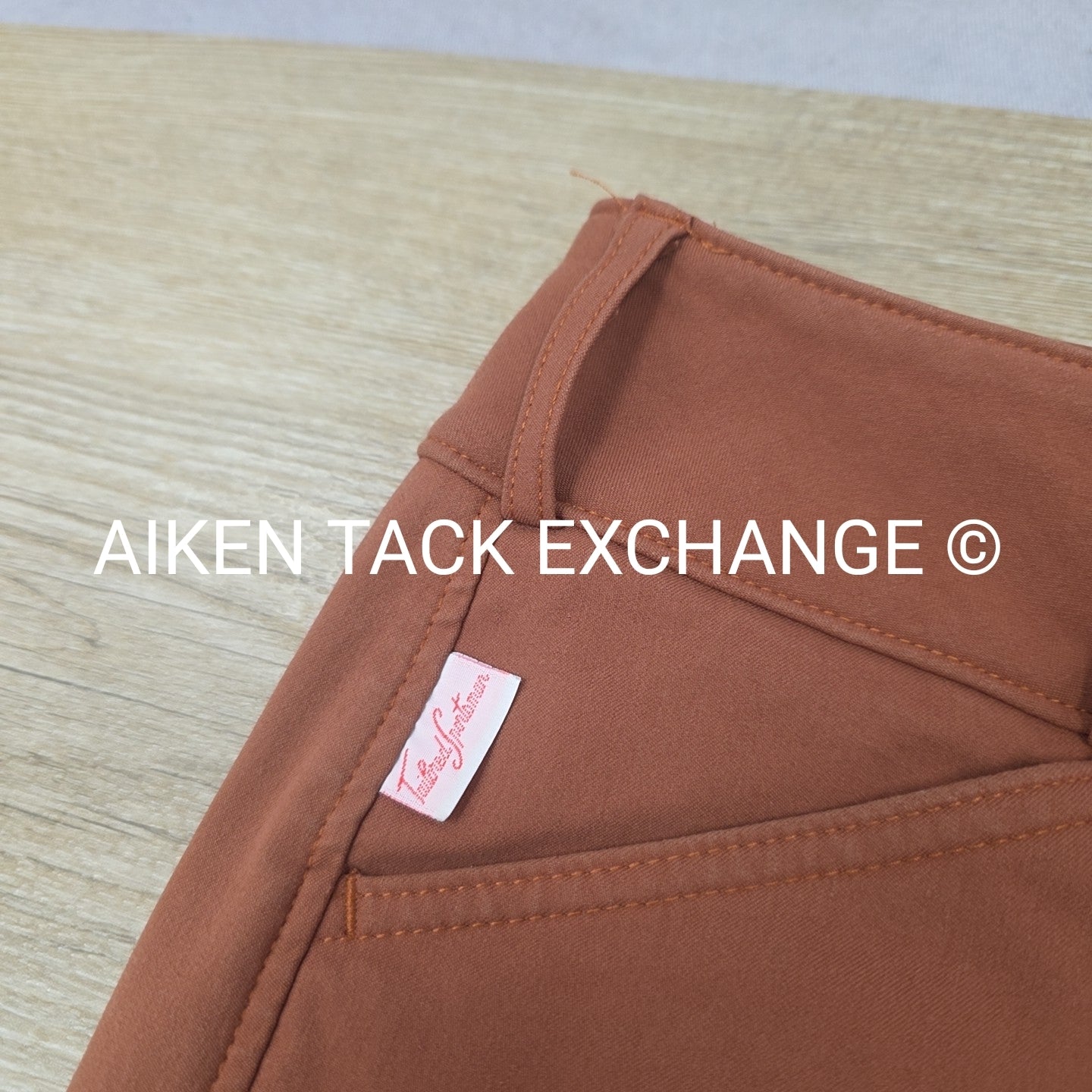 Tailored Sportsman Trophy Hunter Knee Patch Breeches, Size 30 R