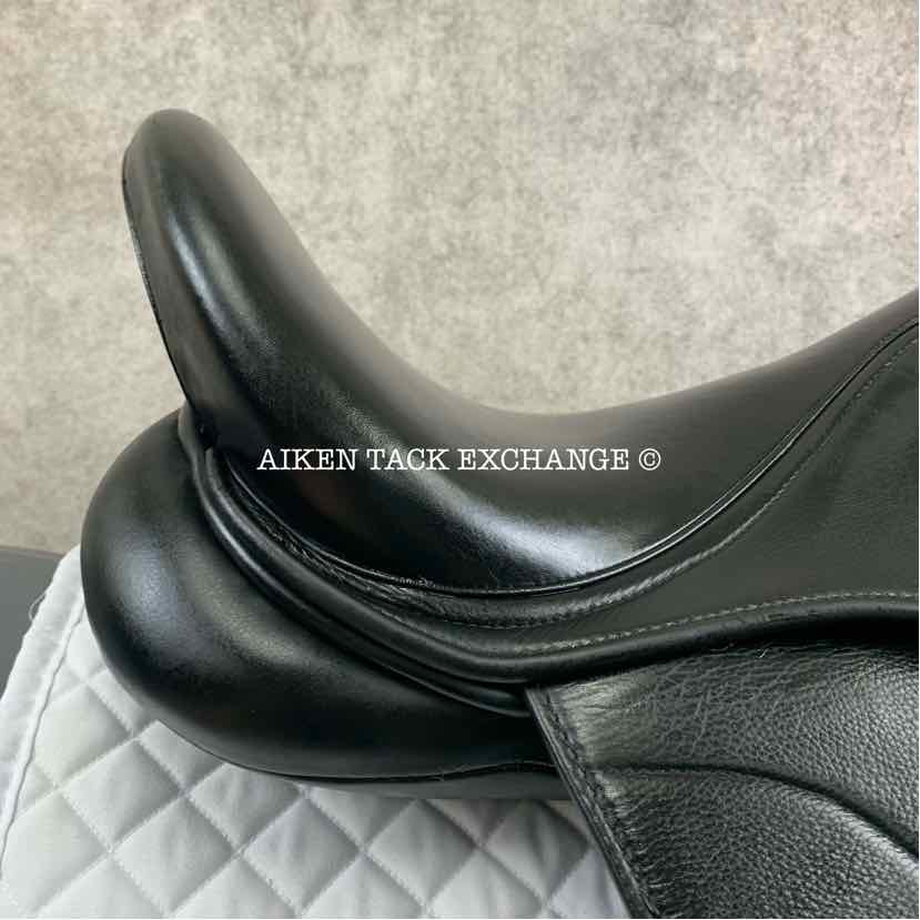 Sella Soleil Passagio Dressage Saddle, 17" Seat, Wide/Extra Wide Tree, Wool